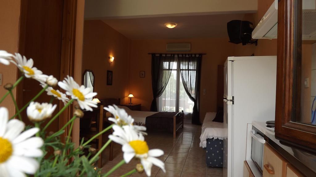 Pefka Studios&Apartments Vourvourou Habitación foto